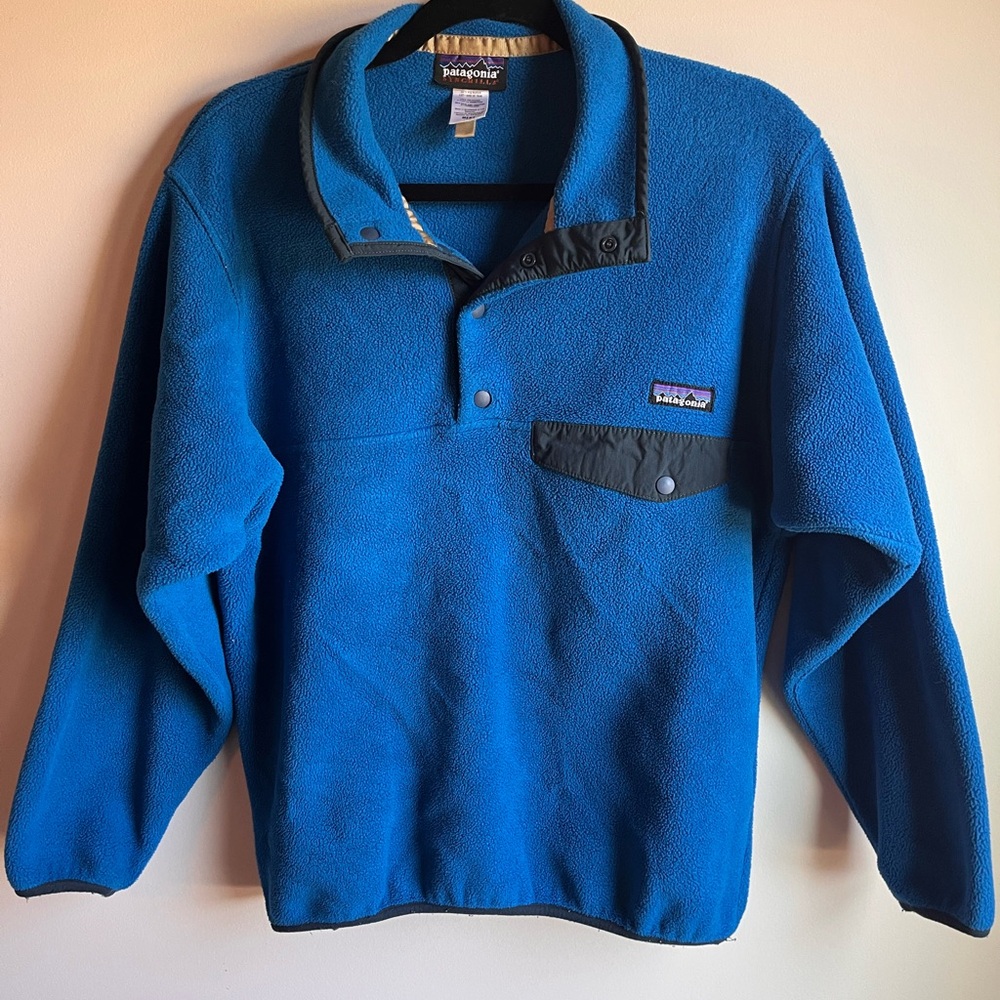 Patagonia synchilla sweater royal blue men’s size XS excellent condtion